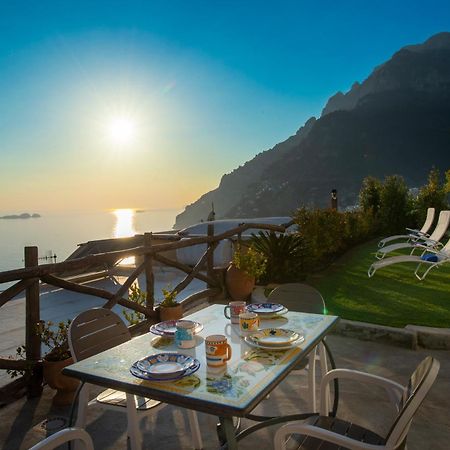Appartement Aria Di Mare,Near Elevator, Few Steps, Parking, Garden à Positano Extérieur photo