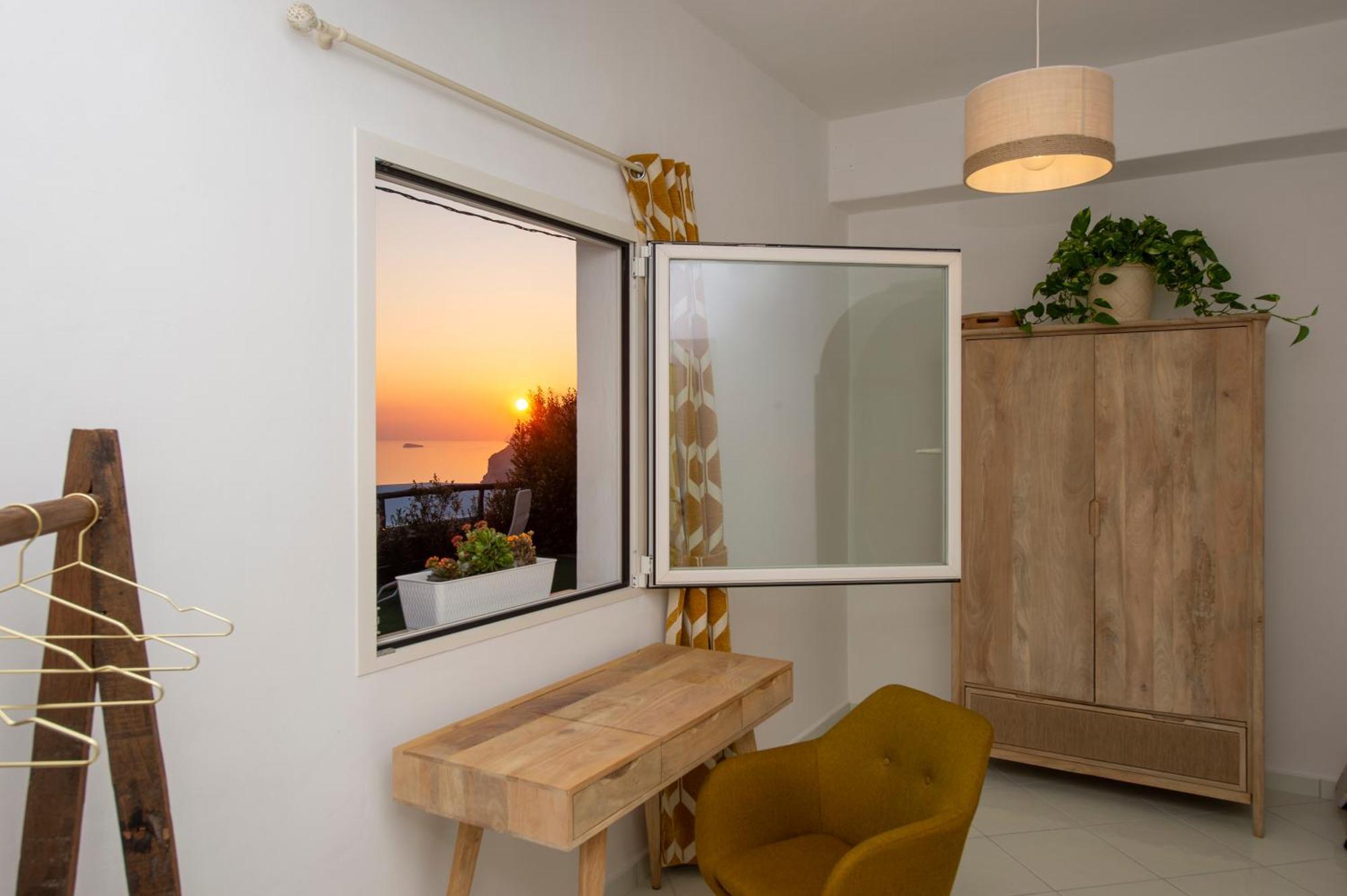 Appartement Aria Di Mare,Near Elevator, Few Steps, Parking, Garden à Positano Extérieur photo