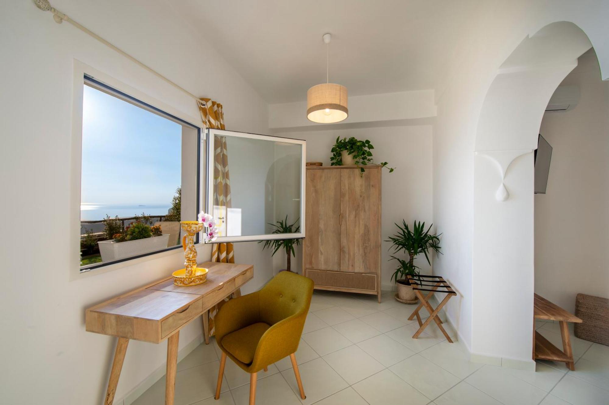 Appartement Aria Di Mare,Near Elevator, Few Steps, Parking, Garden à Positano Extérieur photo