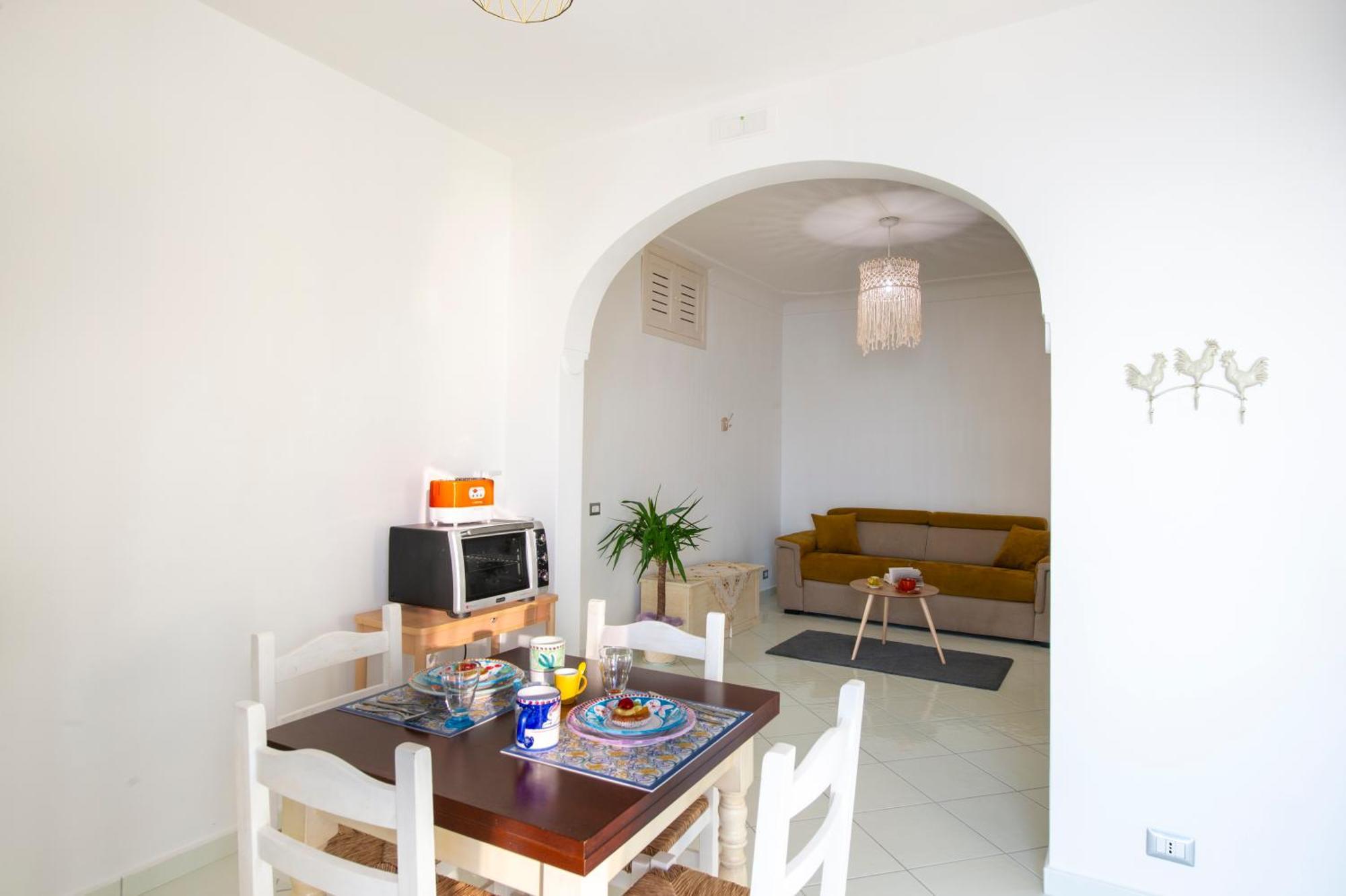 Appartement Aria Di Mare,Near Elevator, Few Steps, Parking, Garden à Positano Extérieur photo